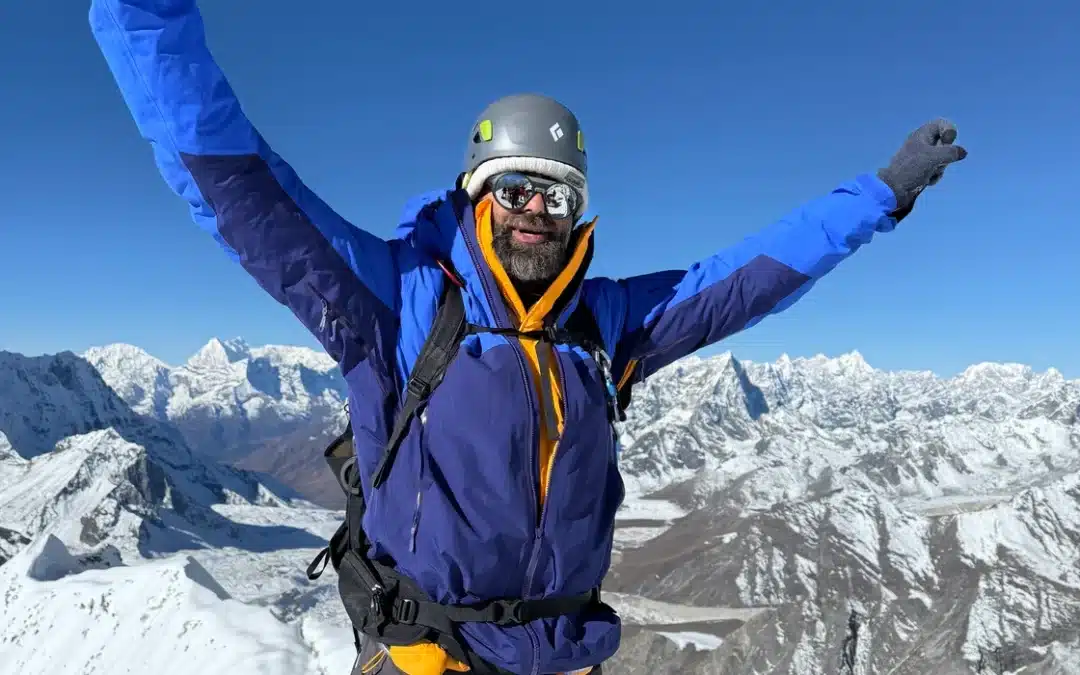 Island Peak: Altitude Members in the Himalayas
